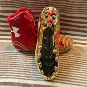 Under Armour Highlight Clutchfit Red Gold Football Cleat